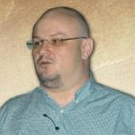 Microsoft: We Don’t Compete with Linux, But with Linux Vendors Gianugo Rabellino, senior director of Open Source Communities, Microsoft