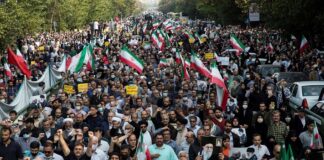 Iranian Protestors Leverage Open Source Bitchat To Bypass Regime Blackouts While Closed-Source Noghteha Offers Localised Resilience