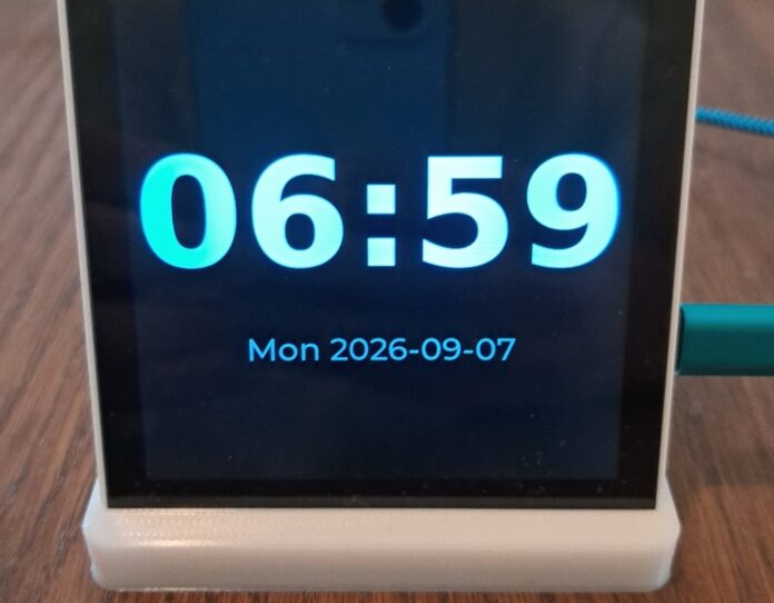 d video alarm clock