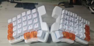 Silakka54 HE open-source split keyboard.
