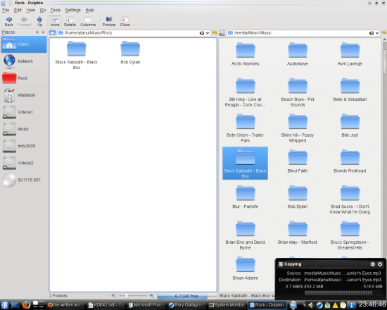 Figure 8: Split view in Dolphin file manager